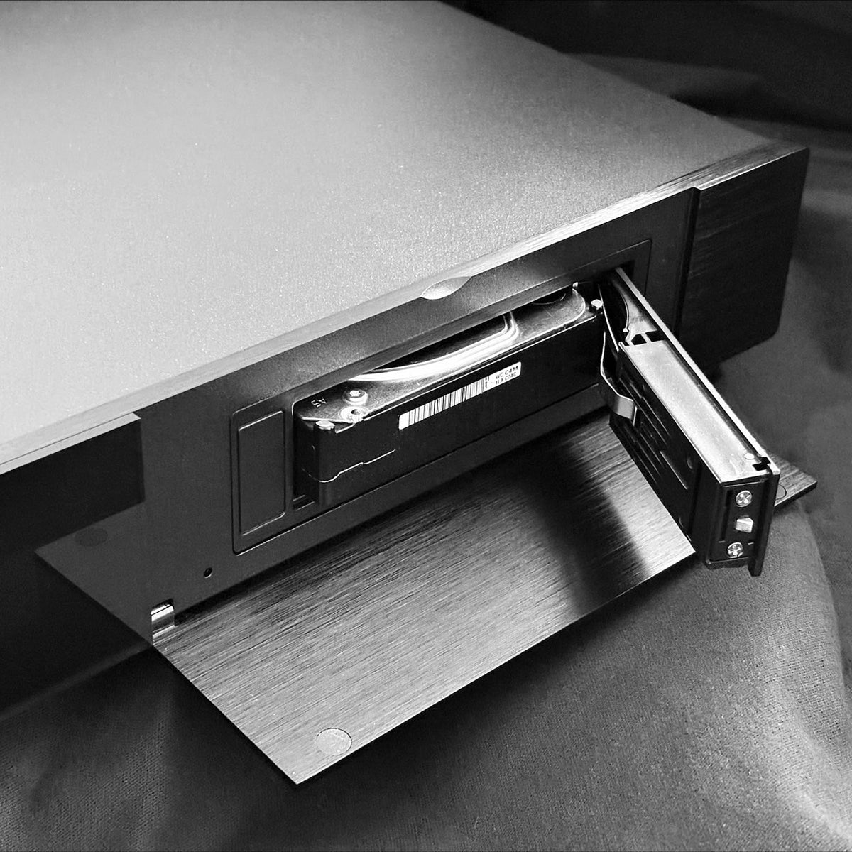 R_volution PlayerOne 8K — Network Media Player & Server